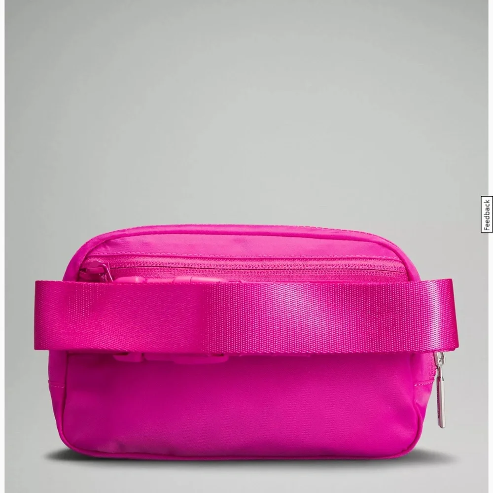 lululemon everywhere belt bag 1L in Sonic Pink - Picture 4 of 6